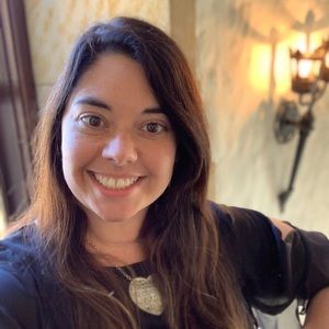 Meet your Posher, Angela